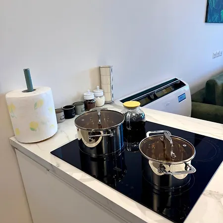 Pearl Pool Luxury Golem (Tirana)