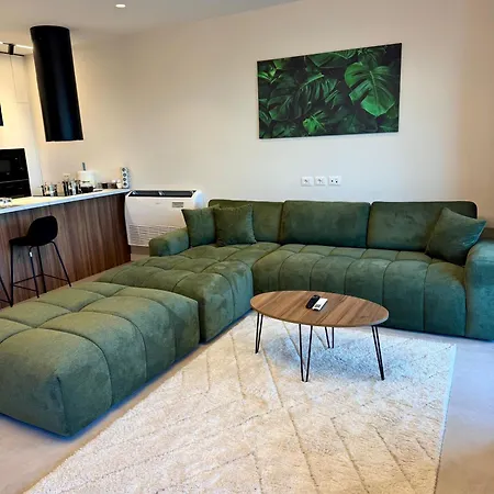 Pearl Pool Luxury Villa Golem (Tirana)
