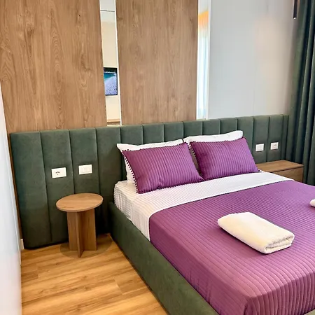 Pearl Pool Luxury * Golem (Tirana)