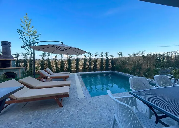 Pearl Pool Luxury * 골렘