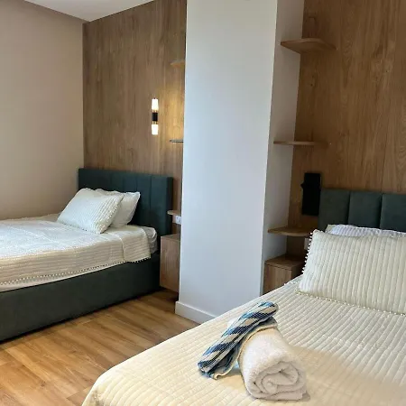 Villa Pearl Pool Luxury Golem (Tirana)