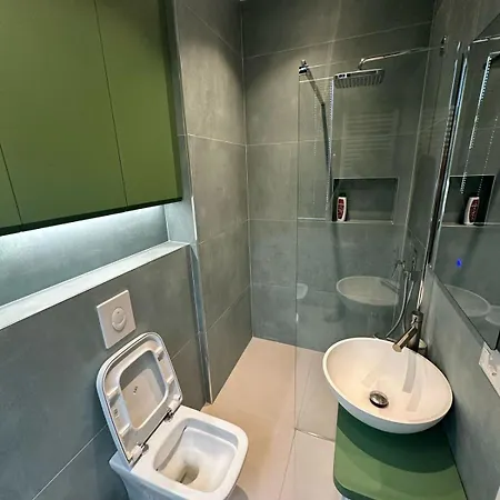 Pearl Pool Luxury Villa Golem (Tirana)
