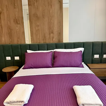 Pearl Pool Luxury גולם