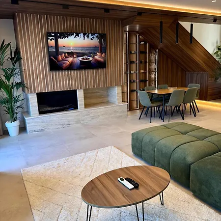 فيلة Pearl Pool Luxury غوليم
