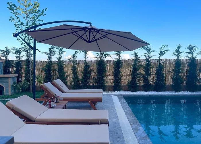 Pearl Pool Luxury Villa