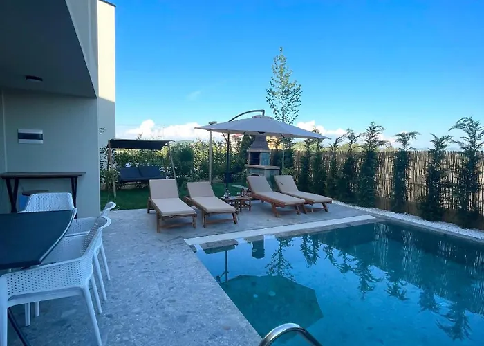 Pearl Pool Luxury Villa