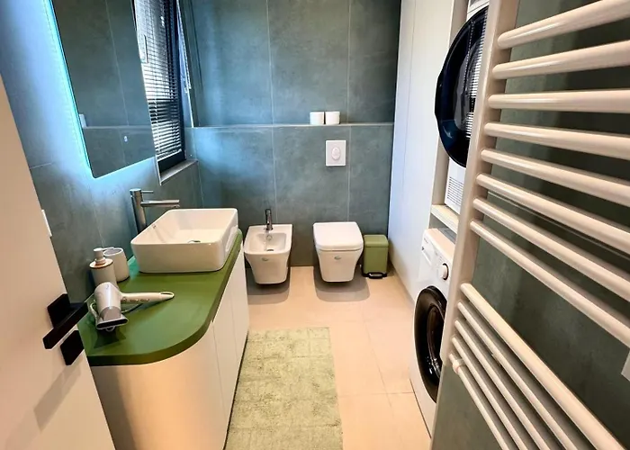 Pearl Pool Luxury Villa Golem (Tirana)